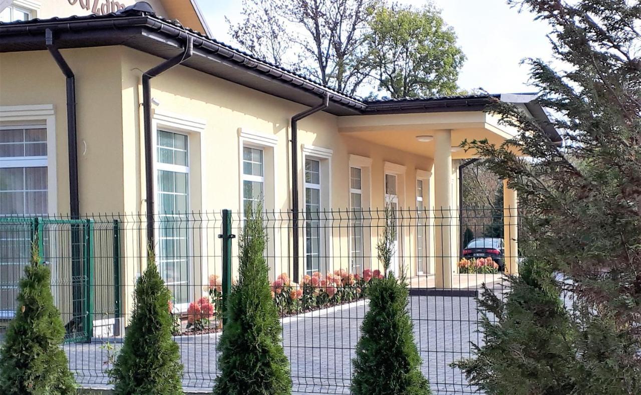 Zajazd Podzamcze Falkow المظهر الخارجي الصورة